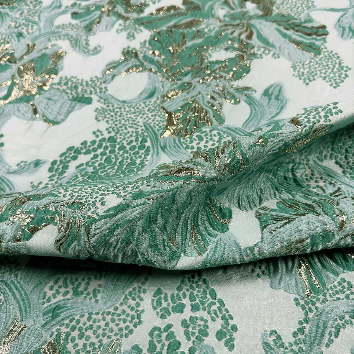 J02 Jacquard Fabric Green Floral